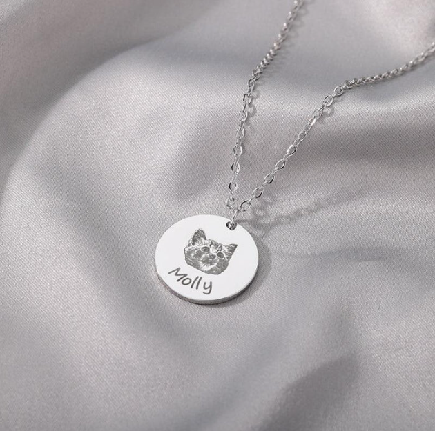 Pet Face Engraved Necklace